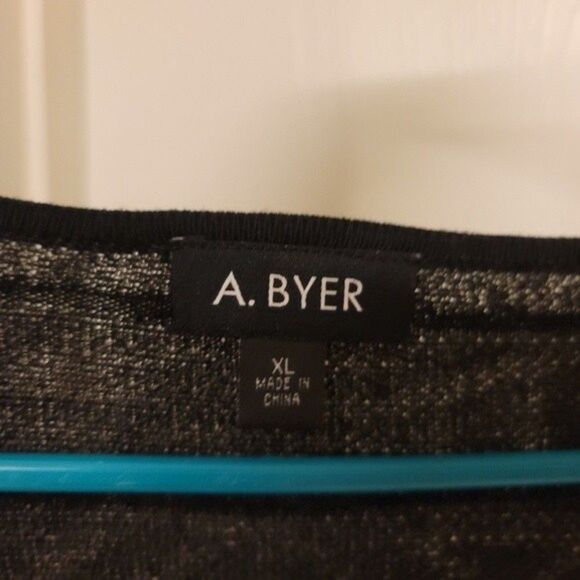 ~ Womens A Byer patterned sweater - Picture 3 of 3